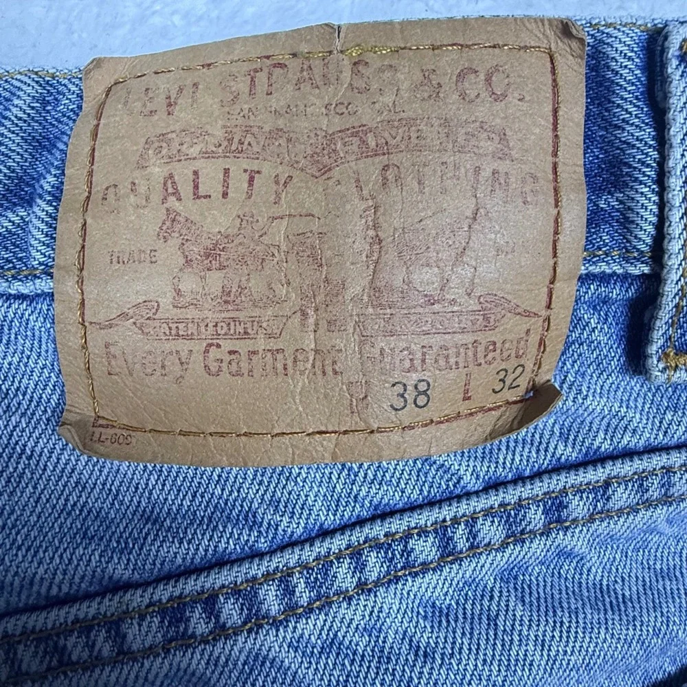Levi's 901 Relaxed Straight Leg Jeans Mens 38x32 2001 Y2K Denim Distressed *READ